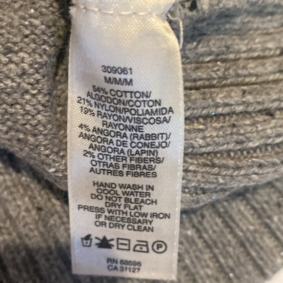 Very nice belted DKNY belted long sweater - Picture 7 of 8